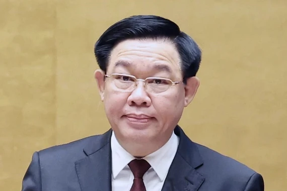 Bộ Chính trị kỷ luật cảnh cáo ông Vương Đình Huệ