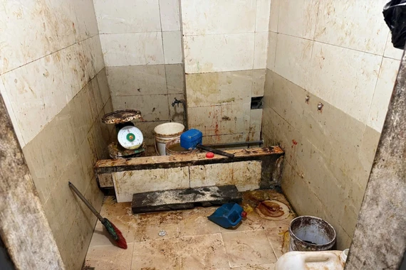 Chuột chết trong xưởng sản xuất bim bim ở Hà Nội