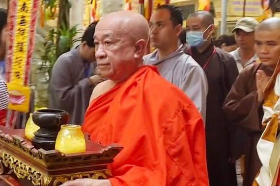 Phục hồi chức trụ trì chùa Kỳ Quang 2