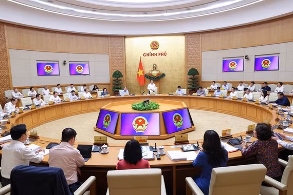 Chính phủ yêu cầu khẩn trương hoàn thành sắp xếp tổ dân phố, thôn, bản