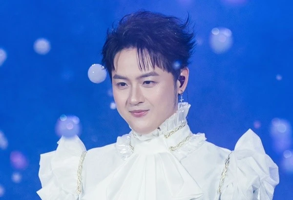 Thanh Duy từ giáo viên đến nghệ sĩ tài năng