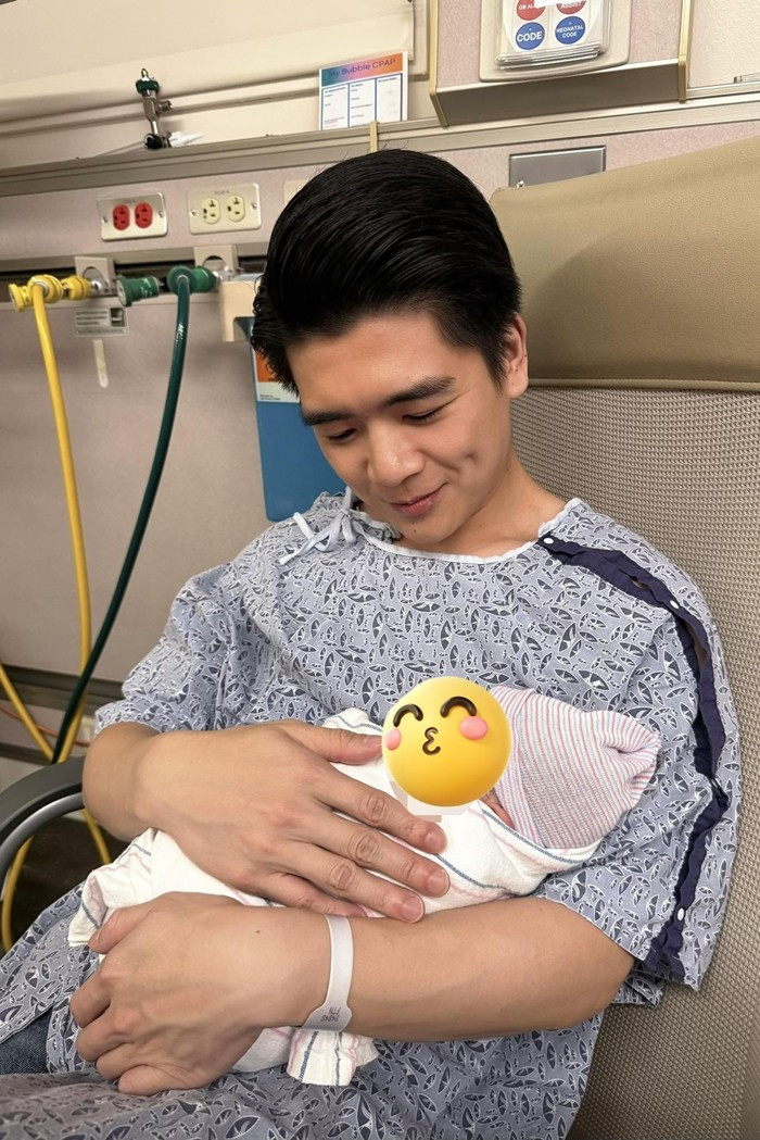 Mới đây, thông tin đại thiếu gia nhà bầu Hiển - Đỗ Quang Vinh thông báo lên chức bố lần 3 thu hút sự quan tâm của cộng đồng mạng. Ảnh: FB Đỗ Quang Vinh