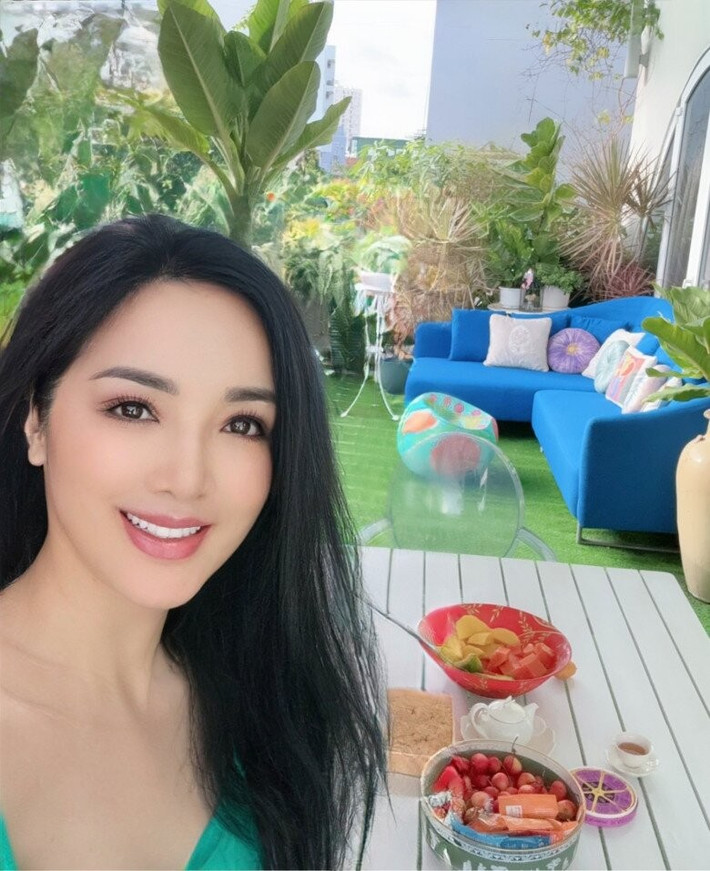 Góc thưởng trà được Giáng My bố trí xinh xắn trên sân thượng. Ảnh: FBNV