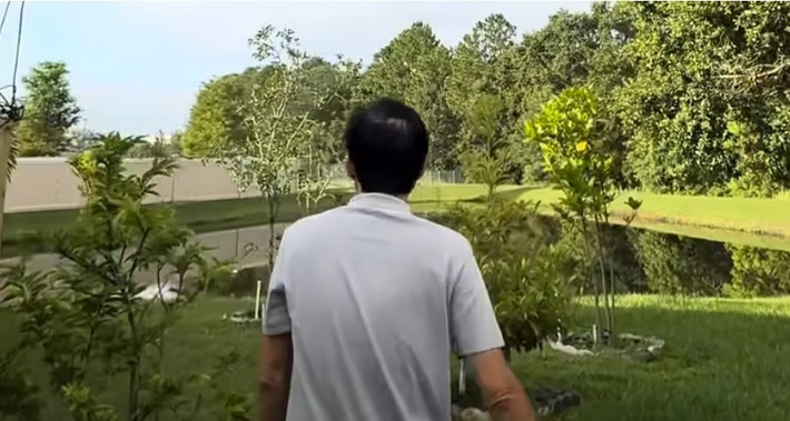 Nhiều khán giả tỏ ra ngạc nhiên khi biết gia đình Hoài Linh có một căn biệt thự rộng lớn tại Mỹ. Ảnh chụp màn hình
