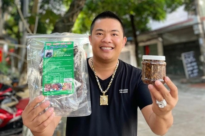 Hải Sapa (tên thật Vũ Hoàng Hải) là một YouTuber và TikToker nổi tiếng, chuyên nội dung ẩm thực và đặc sản vùng Tây Bắc. Ảnh: Đặc sản Tây Bắc Sapa TV/FB