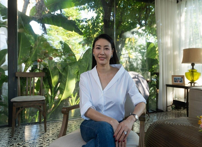 Hoa hậu Hà Kiều Anh cùng gia đình hiện sống trong biệt thự sân vườn 450 m2 tại Thủ Đức, ven sông Sài Gòn. Ảnh: Phunuso