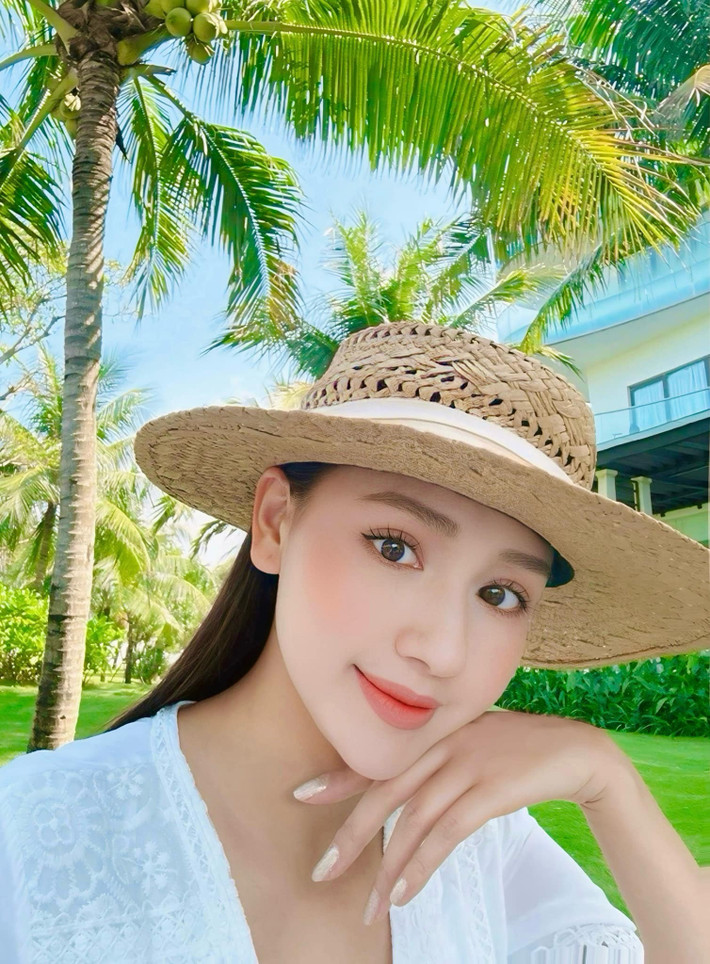 Sở hữu cuộc sống xa hoa khiến nhiều người ngưỡng mộ, Lã Thanh Huyền được mệnh danh là "sao nữ giàu nhất miền Bắc". Ảnh: FB Lã Thanh Huyền