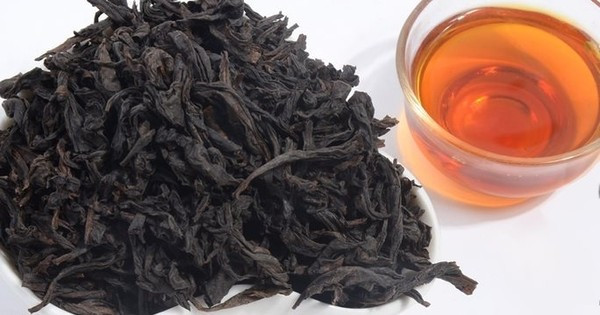 Không chỉ quý hiếm, Đại Hồng Bào còn được chế biến bằng những công đoạn tinh xảo, kết hợp cả nghệ thuật và kỹ thuật. Ảnh: Wiki