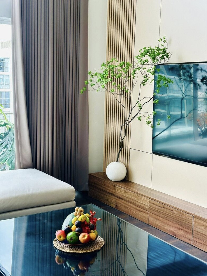 Ngôi nhà mang phong cách hiện đại, thiết kế tối giản mà ấm cúng. Ảnh: FBNV