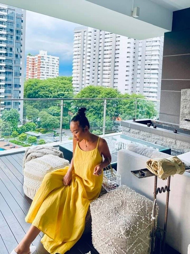 Căn hộ còn có view bể bơi và nhiều cây xanh xung quanh khuôn viên tòa nhà. Ảnh: FBNV
