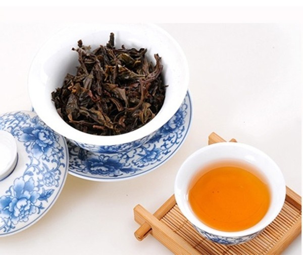 Trà Đại Hồng Bào là một loại trà ô long có xuất xứ từ vùng núi Vũ Di, tỉnh Phúc Kiến, Trung Quốc và được mệnh danh là vua của các loại trà. Ảnh: Egoll