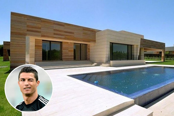 Tại Madrid, trong thời gian khoác áo Real Madrid, Ronaldo sở hữu biệt thự xa hoa ở khu La Finca sang trọng, nhưng siêu sao Bồ Đào Nha đã bán biệt thự này sau khi chuyển đến Juventus. Ảnh: Idealista