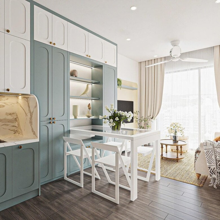 Để tạo khoảng trống cho các cháu học tập, vui chơi, Ngọc Hân chọn nội thất có thể gấp gọn khi không sử dụng, giúp tối ưu diện tích. Ảnh chụp màn hình