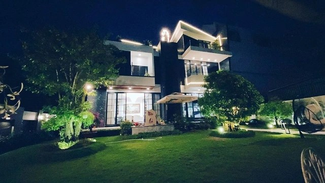 Biệt thự Quốc Trường tặng ba mẹ tại Cần Thơ rộng 700m2, được xây dựng vào năm 2019. Ảnh: FBNV