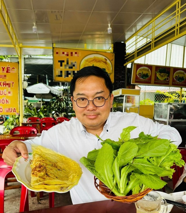 Những bài đăng ấy không chỉ thể hiện niềm đam mê với ẩm thực mà còn cho thấy sự gắn bó của nam doanh nhân với quê hương, với những điều bình dị nhất. Ảnh: Facebook
