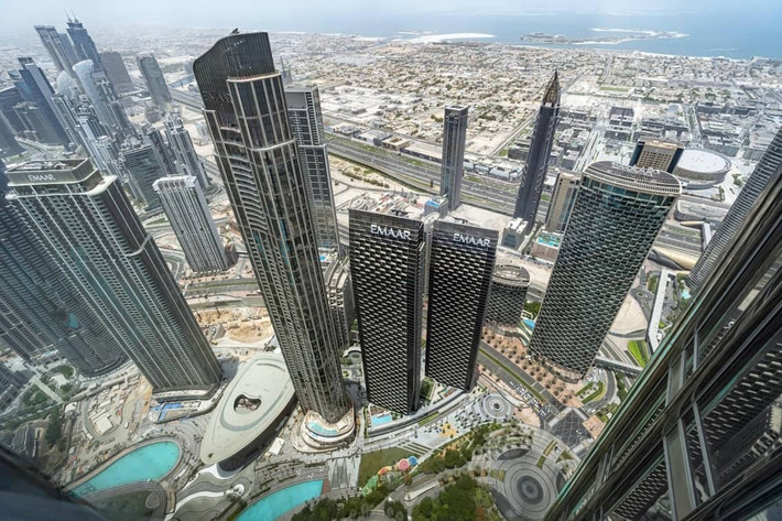 Ẩn mình trong mây suốt 13 năm qua, căn hộ cao nhất thế giới tại Burj Khalifa của Dubai được rao bán với giá 51 triệu USD. Ảnh: Burjkhalifapenthouse
