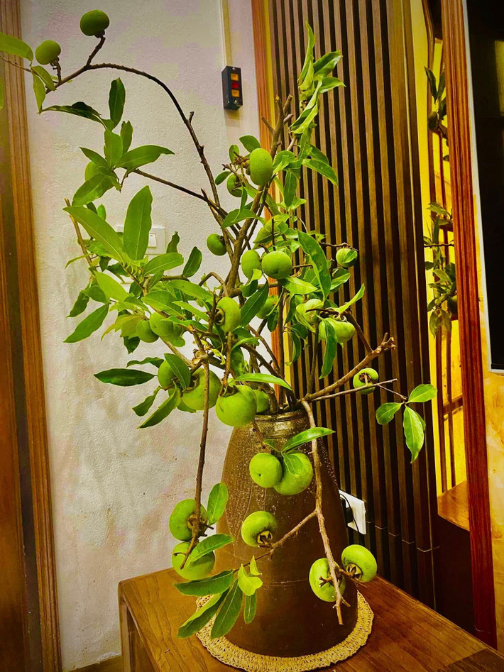 Phần lớn, các cửa hàng đều nhận đơn đặt trước nhưng hàng về vẫn không đủ trả đơn cho khách. Nhiều người phải đợi đợt sau mới có hàng. Ảnh: FB Sple Nguyet