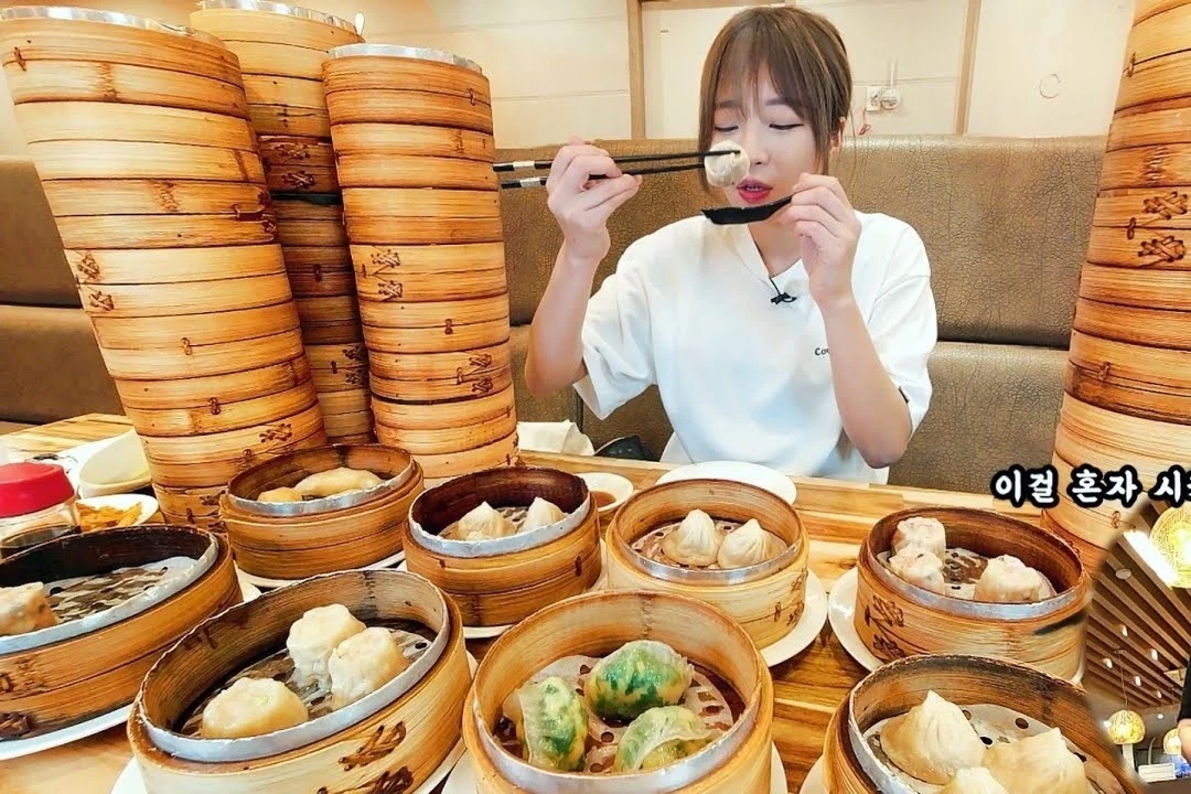 Vì sao "thánh mukbang" Hàn Quốc vẫn gầy dù "mất phanh"?