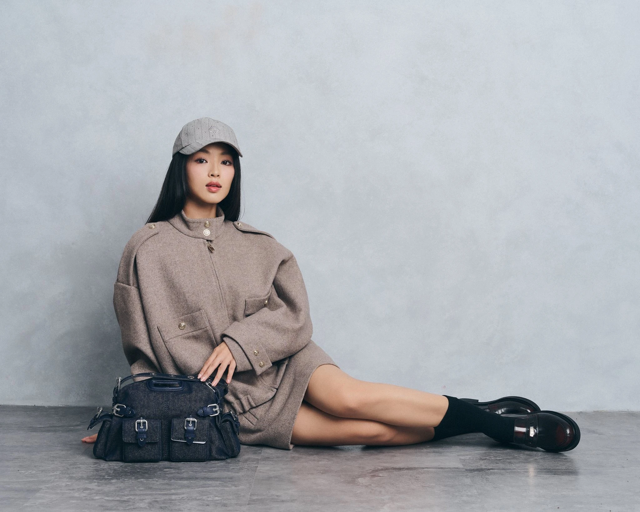 Vẻ đẹp của Phạm Nguyễn Lan Thy so sánh với Thư Kỳ