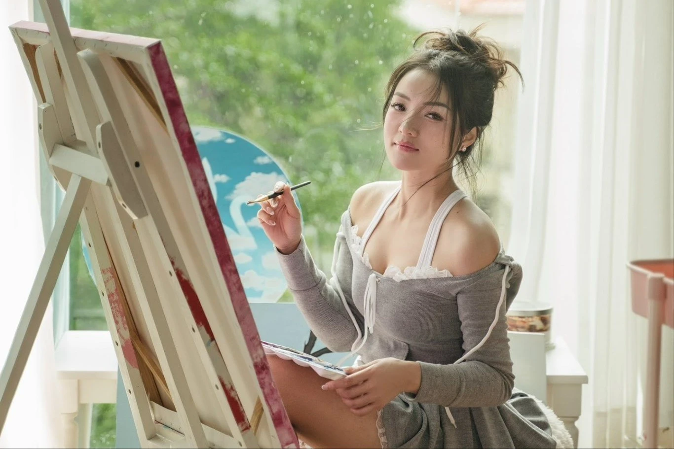 "Hot girl ngực khủng" Thủy Top mừng tuổi mới với ảnh cực nét