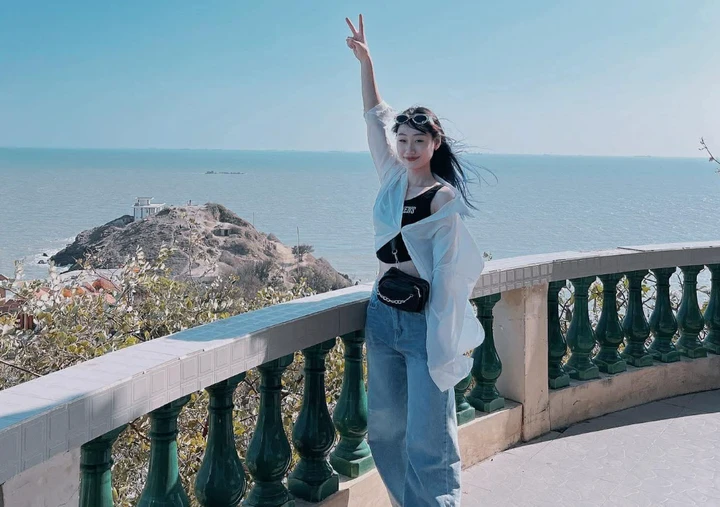 Nhan sắc đời thường của "hoa khôi wushu" vừa giành huy chương SEA Games 33