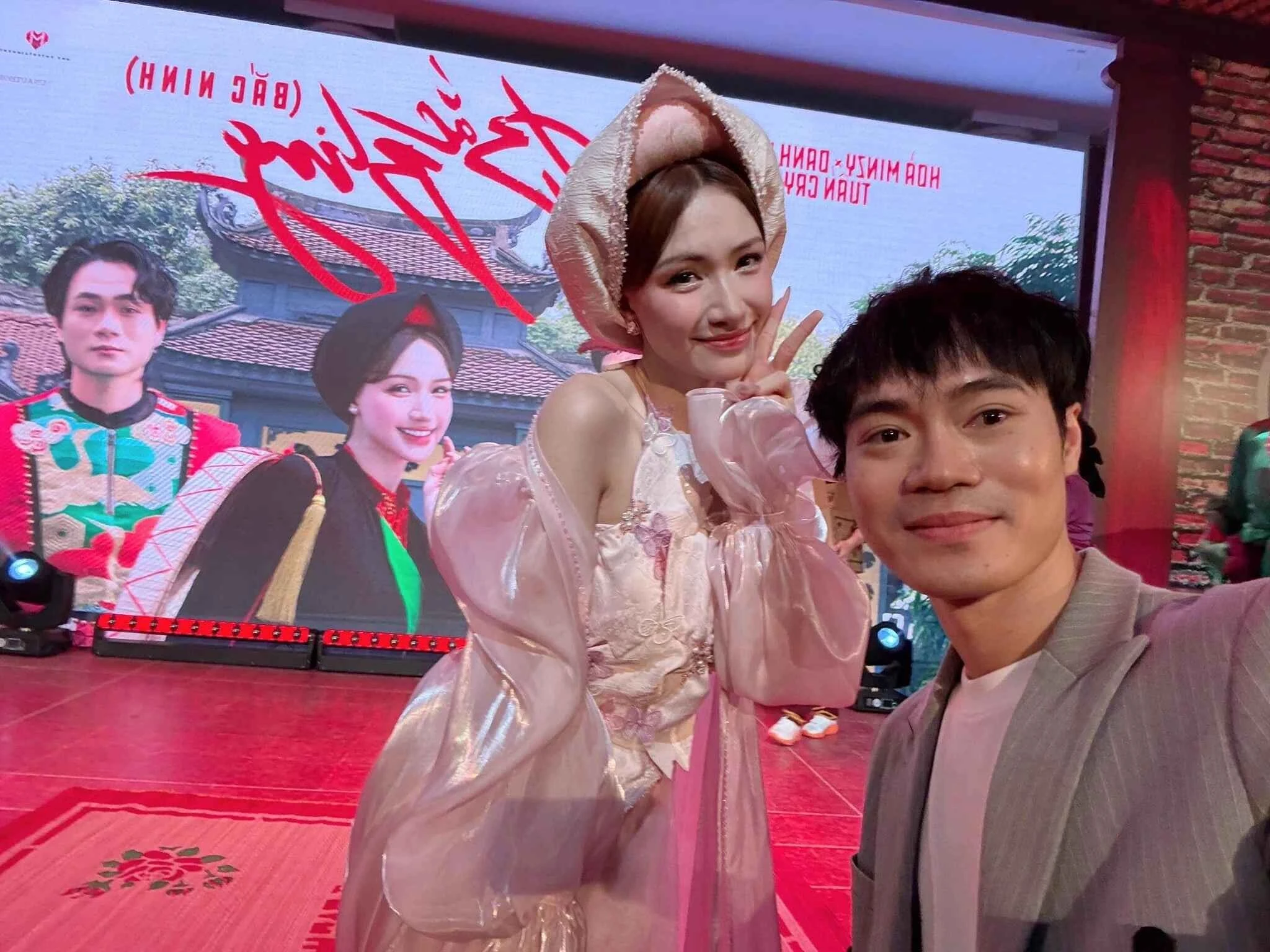 Nợ Văn Toàn tiền tỉ, Hòa Minzy xin trừ nợ theo cách “oái ăm”