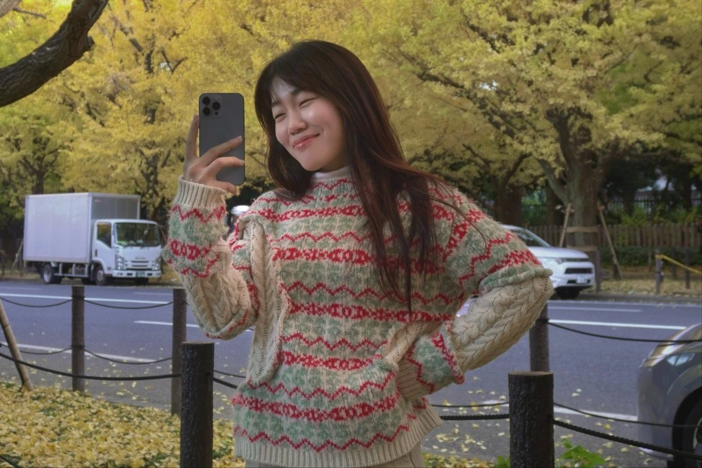 Hot Tiktoker Lê Thụy "gây sốt" với bộ ảnh mùa thu vàng rực rỡ tại Nhật Bản