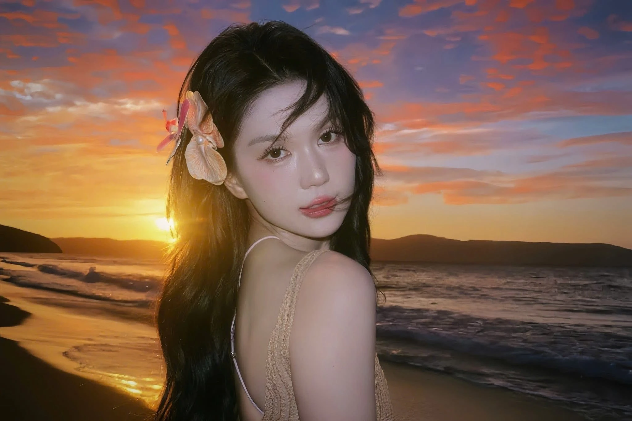 Ngọc Trinh khoe sắc dưới ánh hoàng hôn đẹp như tranh vẽ