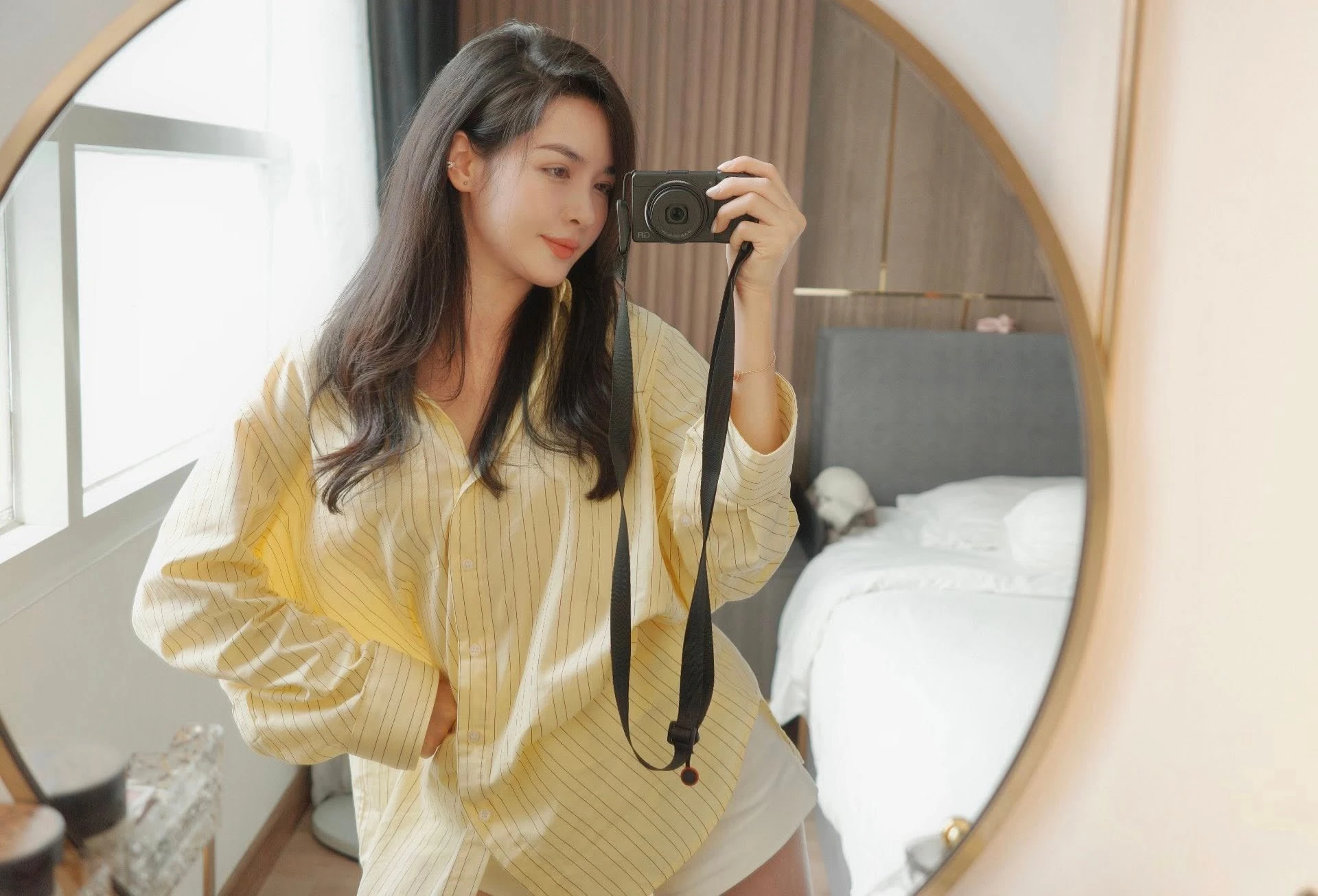 "Hot girl dao kéo" Vũ Thanh Quỳnh tự tin khoe vóc dáng nuột nà