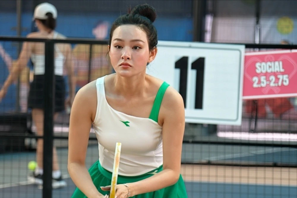 Hiền Hồ gây chú ý với visual hiện tại trên sân pickleball