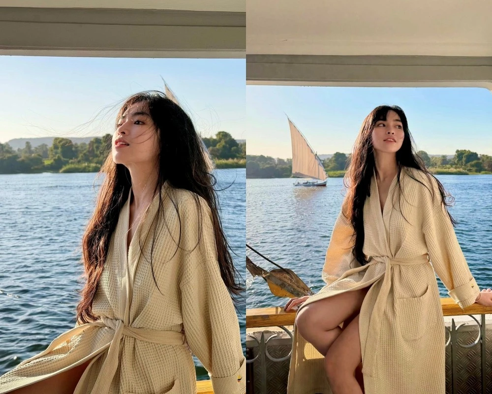 Đỗ Khánh Vân khoe dáng khi đi du thuyền trên sông Nile