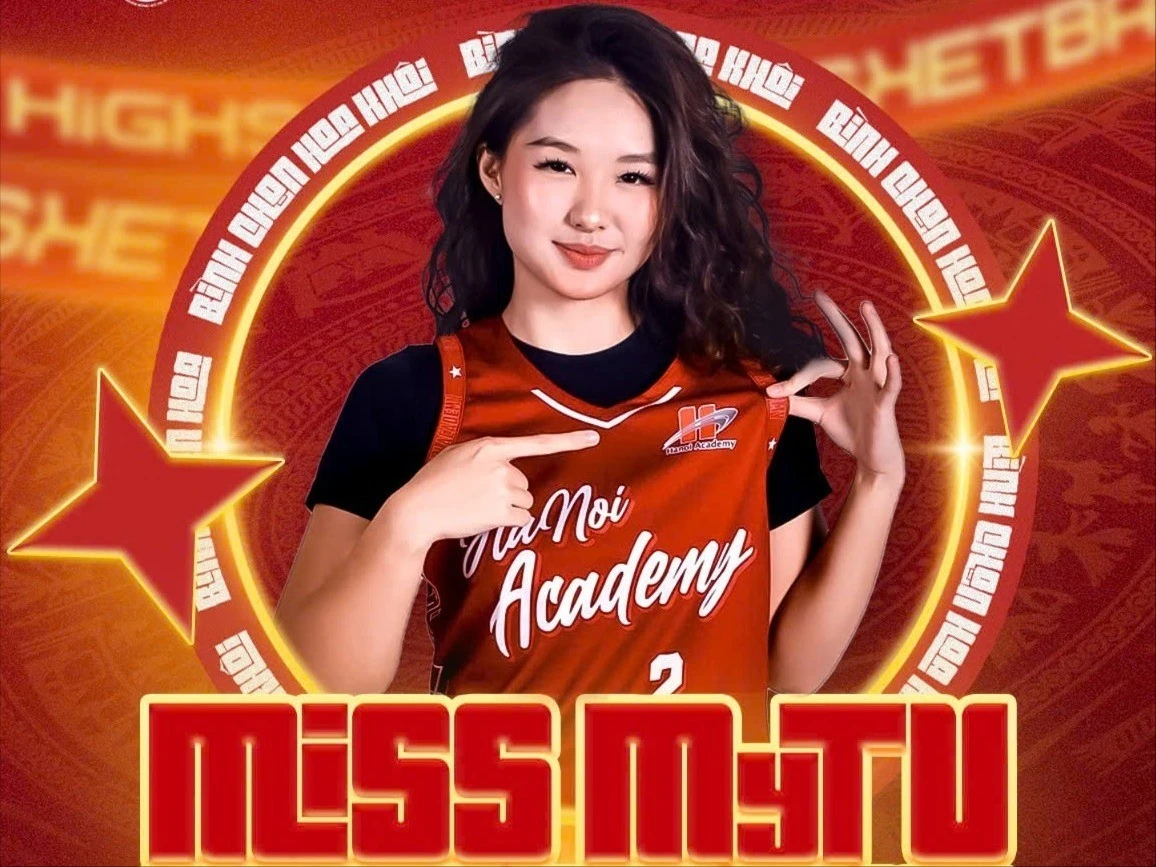 Con gái hoa khôi bóng chuyền Kim Huệ có visual cực đỉnh, chiều cao ấn tượng