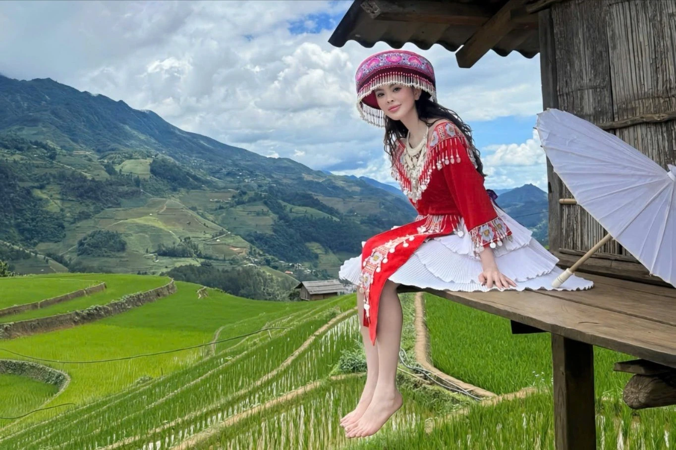 View - Trang Nemo gây chú ý với trang phục dân tộc tại Mù Cang Chải | Báo Tri thức và Cuộc sống - TIN TỨC PHỔ BIẾN KIẾN THỨC 24H