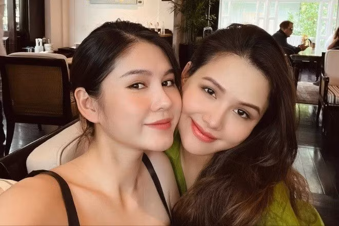 Nhan sắc cực đỉnh của đôi bạn thân cùng tuổi Phanh Lee và Vũ Thu Hoài