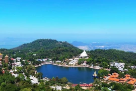 Du xuân An Giang: Chạm vào tinh hoa văn hóa và thiên nhiên vùng Bảy Núi