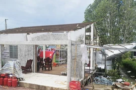 Cà Mau: Vòi rồng giữa đêm gây thiệt hại hàng trăm triệu đồng