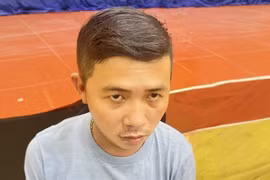 Bắt giữ đối tượng trộm xe máy tại bãi giữ xe Vạn Hạnh Mall