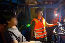 Lâm Đồng: Bắt giữ hai tàu giã cào tận diệt thủy sản trên biển