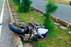 Khánh Hòa: Hai xe máy đấu đầu trên tỉnh lộ, một người tử vong