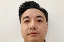 Đối tượng bị truy nã về tội lạm dụng tín nhiệm chiếm đoạt tài sản ra đầu thú