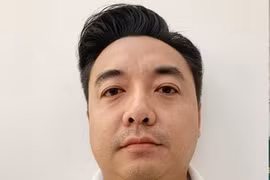 Đối tượng bị truy nã về tội lạm dụng tín nhiệm chiếm đoạt tài sản ra đầu thú