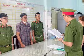 Bắt tạm giam bị can lừa đảo chiếm đoạt hơn 1 tỷ đồng