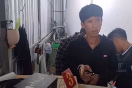 Công an Đồng Tháp bắt đối tượng trộm cắp, thu thêm súng và ma túy