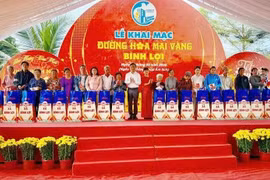 TP HCM: Khai mạc đường hoa mai vàng Bình Lợi, Tết Nguyên Đán 2026