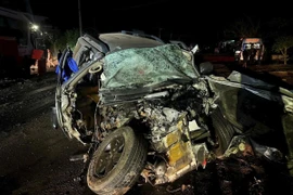 Va chạm giữa hai ôtô trên Quốc lộ 14, hai người tử vong