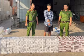 Đồng Tháp: Phát hiện 3.980 gói thuốc lá ngoại nhập lậu trên xe tải
