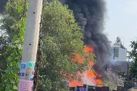 Cháy xưởng nhựa, pallet tại xã Đông Thạnh