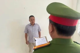 Bắt giam người tự xưng “tổng giám đốc” lừa gần 6 tỷ đồng