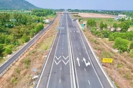 Đảm bảo an toàn tuyệt đối khi thông xe tạm cao tốc Biên Hòa - Vũng Tàu