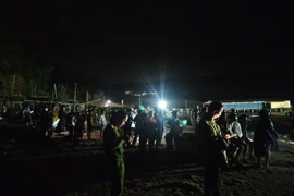 Đắk Lắk: Hai thanh niên bị sóng cuốn mất tích khi tắm biển ở vịnh Xuân Đài